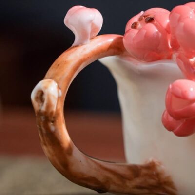 A06-198A-4 Plum Branch Handle Art Mug