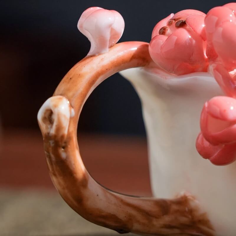 A06-198A-4 Plum Branch Handle Art Mug