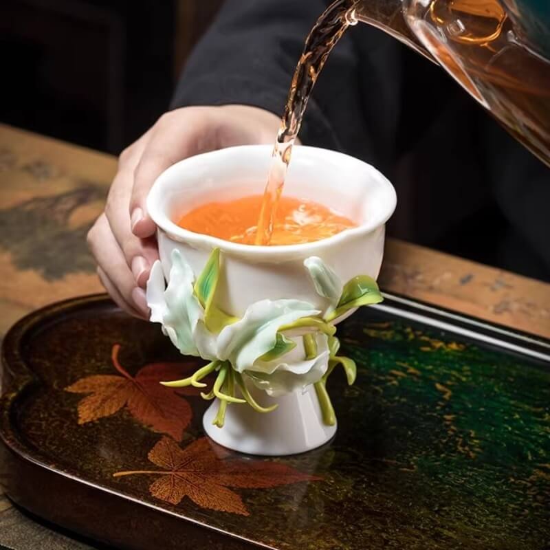 A06-206A-7 Glory Lily Stem Cup