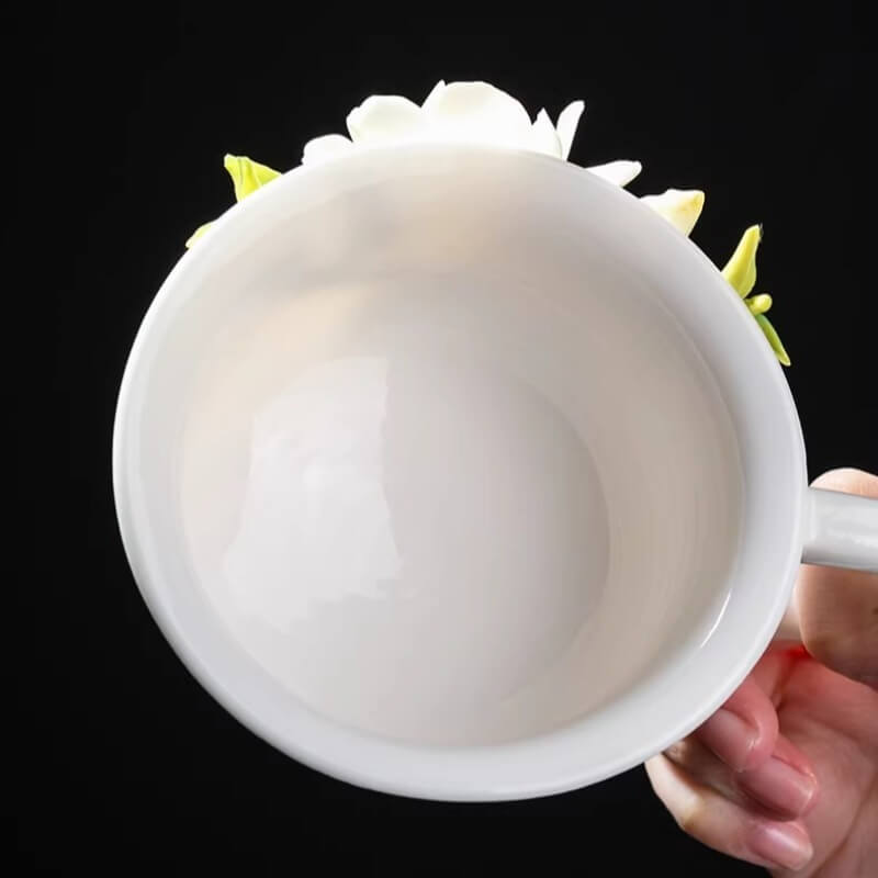 A06-206B-5 Sculpted Gardenia Goblet