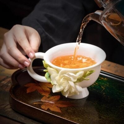 A06-206B-7 Sculpted Gardenia Goblet