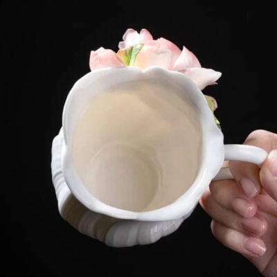 A06-207A-3 Sculpted Peony Art Mug