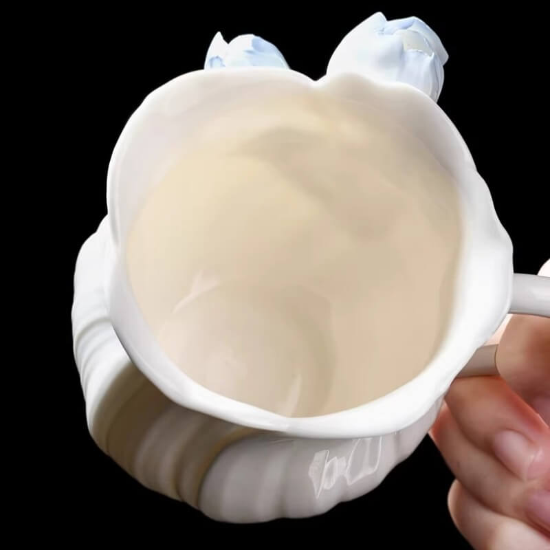 A06-210A-5 Sculpted Tulip Mug