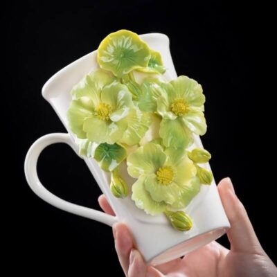 A06-241A-3 Sculpted Anemone Art Mug