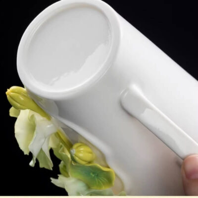 A06-241A-6 Sculpted Anemone Art Mug